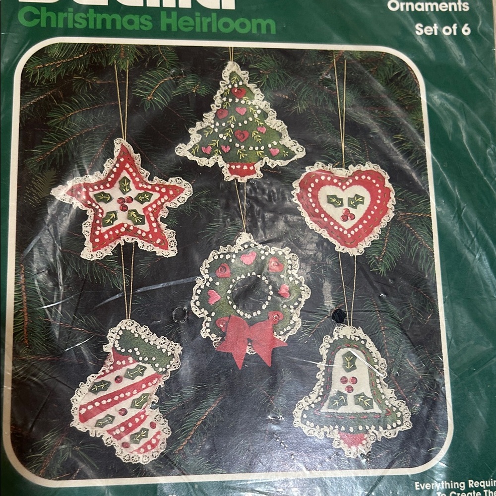 Bucilla Holiday Treasures Felt Ornaments - Red, Green, White-i’m - Picture 2 of 11